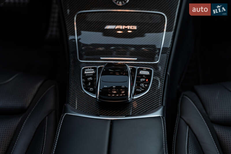 Седан Mercedes-Benz C-Class 2019 в Києві