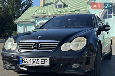 Купе Mercedes-Benz C-Class 2005 в 