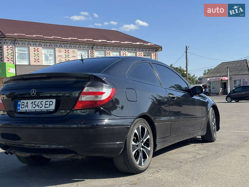 Купе Mercedes-Benz C-Class 2005 в Гайвороне
