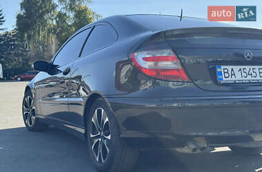 Купе Mercedes-Benz C-Class 2005 в 