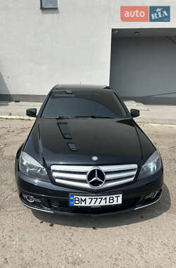 Седан Mercedes-Benz C-Class 2011 в Сумах