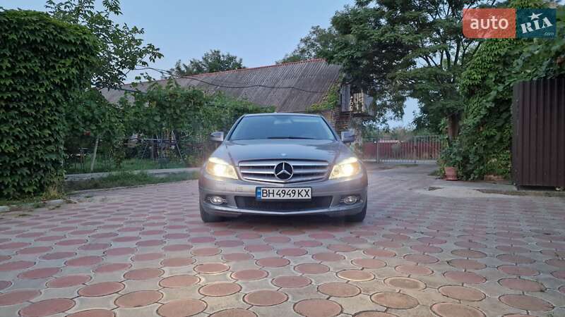 Седан Mercedes-Benz C-Class 2007 в Измаиле фото 13 Седан Mercedes-Benz C-Class 2007 в Измаиле