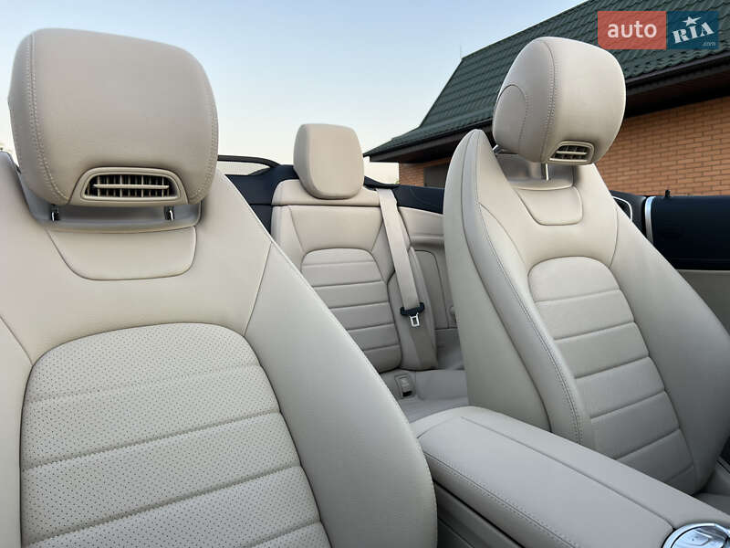 Кабриолет Mercedes-Benz C-Class 2019 в Киеве