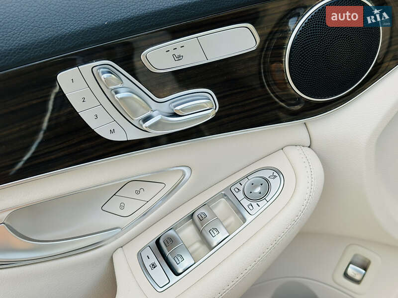 Седан Mercedes-Benz C-Class 2018 в Харькове