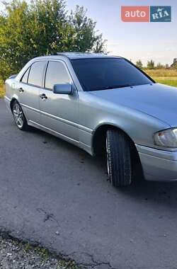 Седан Mercedes-Benz C-Class 1993 в Надворной