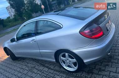 Купе Mercedes-Benz C-Class 2001 в 