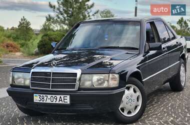 Седан Mercedes-Benz C-Class 1992 в Дніпрі