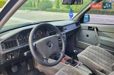 Седан Mercedes-Benz C-Class 1992 в 