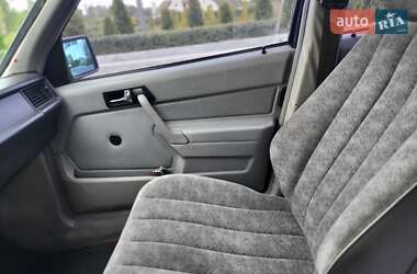 Седан Mercedes-Benz C-Class 1992 в 