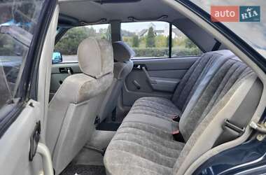 Седан Mercedes-Benz C-Class 1992 в 