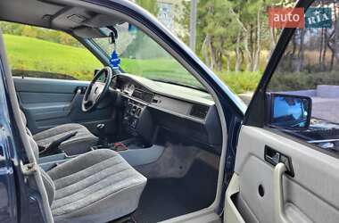 Седан Mercedes-Benz C-Class 1992 в 