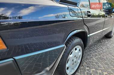 Седан Mercedes-Benz C-Class 1992 в 