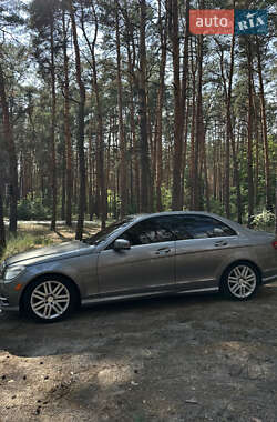 Седан Mercedes-Benz C-Class 2011 в 