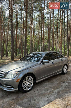 Седан Mercedes-Benz C-Class 2011 в 