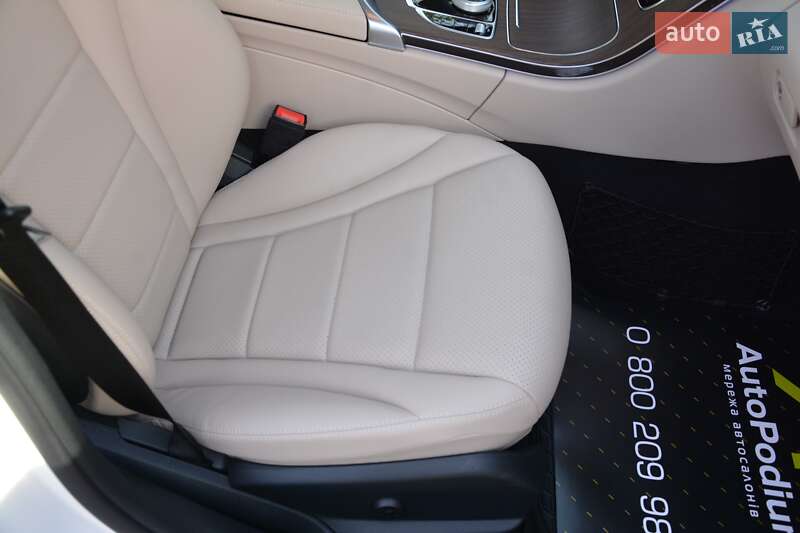 Седан Mercedes-Benz C-Class 2019 в Киеве