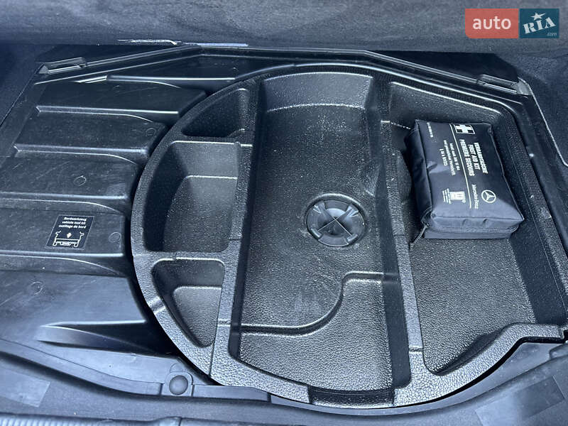 Седан Mercedes-Benz C-Class 2007 в Дубно