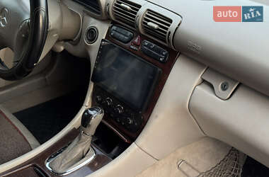 Седан Mercedes-Benz C-Class 2000 в 