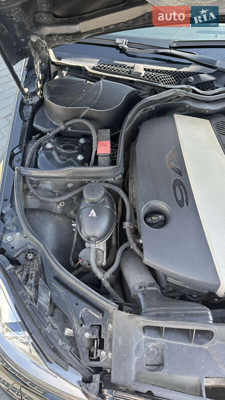 Універсал Mercedes-Benz C-Class 2011 в Бершаді