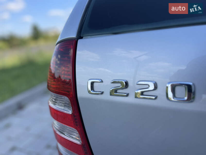 Универсал Mercedes-Benz C-Class 2005 в Ровно