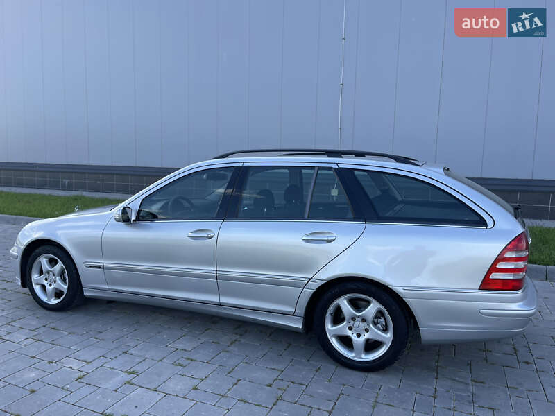 Универсал Mercedes-Benz C-Class 2005 в Ровно
