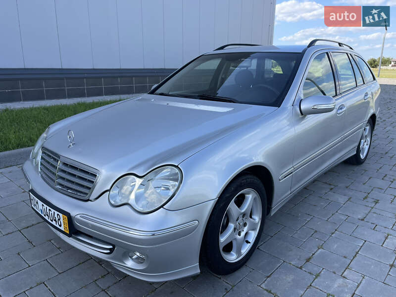 Универсал Mercedes-Benz C-Class 2005 в Ровно