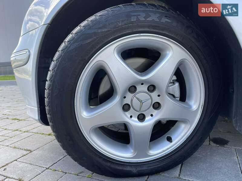Универсал Mercedes-Benz C-Class 2005 в Ровно