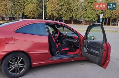 Купе Mercedes-Benz C-Class 2001 в 