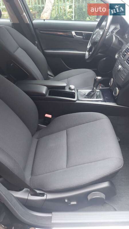 Универсал Mercedes-Benz C-Class 2010 в Ровно