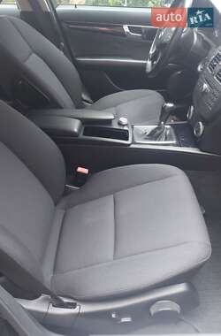 Универсал Mercedes-Benz C-Class 2010 в 