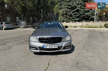 Купе Mercedes-Benz C-Class 2011 в 