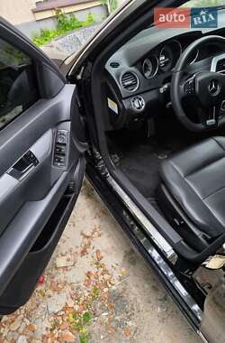 Седан Mercedes-Benz C-Class 2012 в 