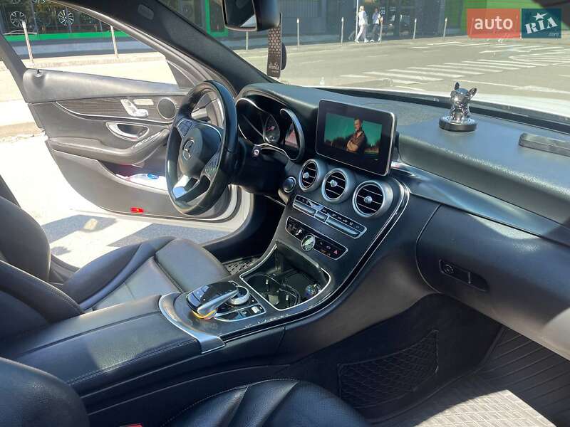 Седан Mercedes-Benz C-Class 2015 в Киеве
