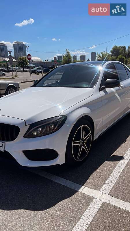 Седан Mercedes-Benz C-Class 2015 в Киеве
