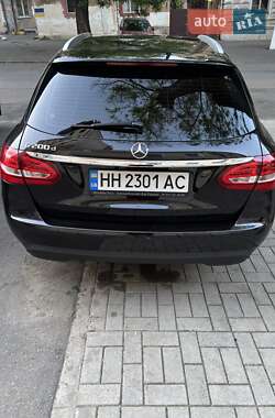 Универсал Mercedes-Benz C-Class 2015 в 