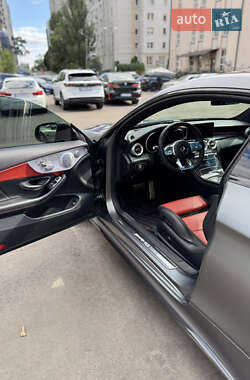 Купе Mercedes-Benz C-Class 2018 в 