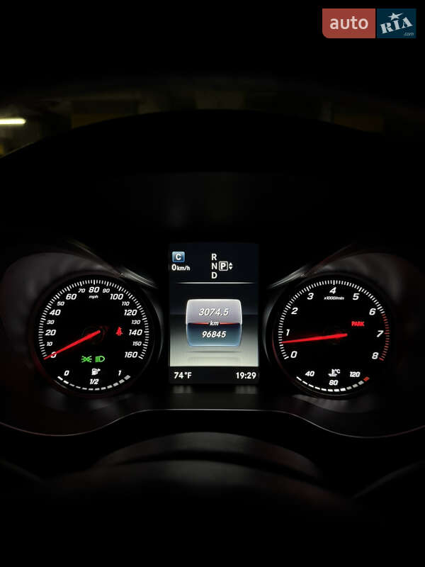 Седан Mercedes-Benz C-Class 2015 в Львове
