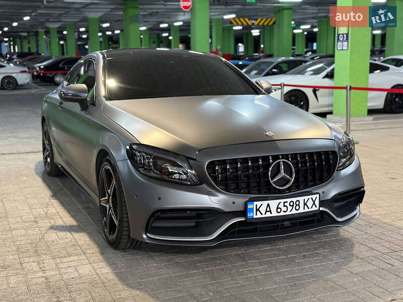 Купе Mercedes-Benz C-Class 2016 в 