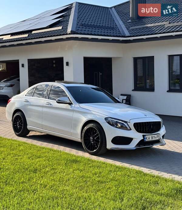 Седан Mercedes-Benz C-Class 2018 в Кропивницькому