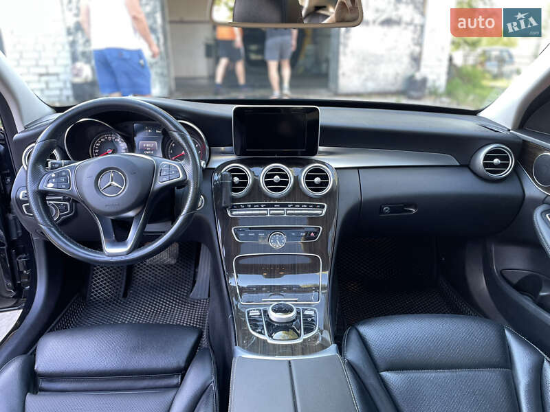 Седан Mercedes-Benz C-Class 2017 в Славуте