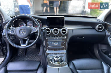 Седан Mercedes-Benz C-Class 2017 в 