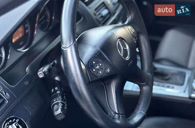 Универсал Mercedes-Benz C-Class 2009 в 