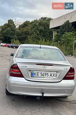 Седан Mercedes-Benz C-Class 2004 в 