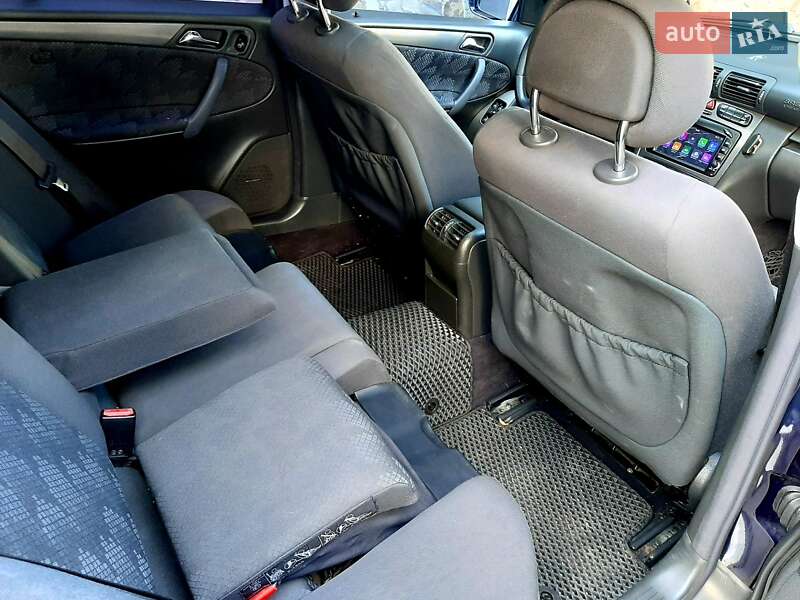 Универсал Mercedes-Benz C-Class 2003 в Стрые фото 23 Универсал Mercedes-Benz C-Class 2003 в Стрые