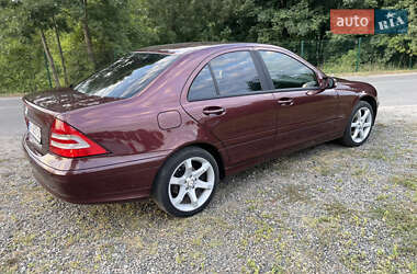 Седан Mercedes-Benz C-Class 2006 в 