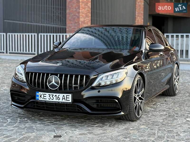 Седан Mercedes-Benz C-Class 2019 в Днепре
