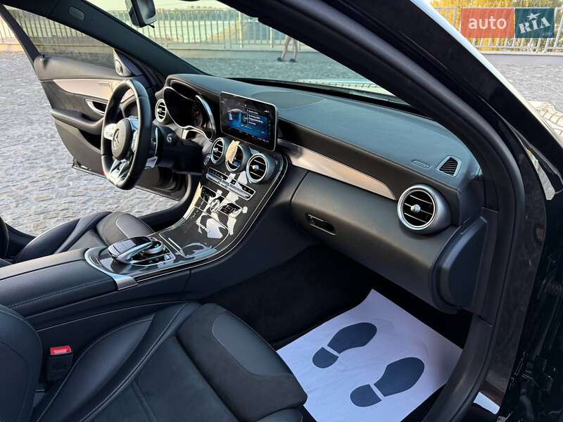 Седан Mercedes-Benz C-Class 2019 в Днепре