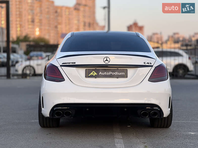 Седан Mercedes-Benz C-Class 2019 в Киеве