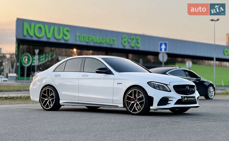 Седан Mercedes-Benz C-Class 2019 в Киеве