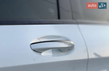 Седан Mercedes-Benz C-Class 2019 в 