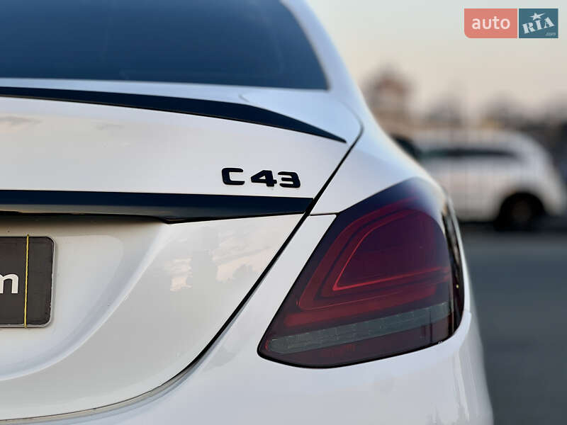 Седан Mercedes-Benz C-Class 2019 в Киеве